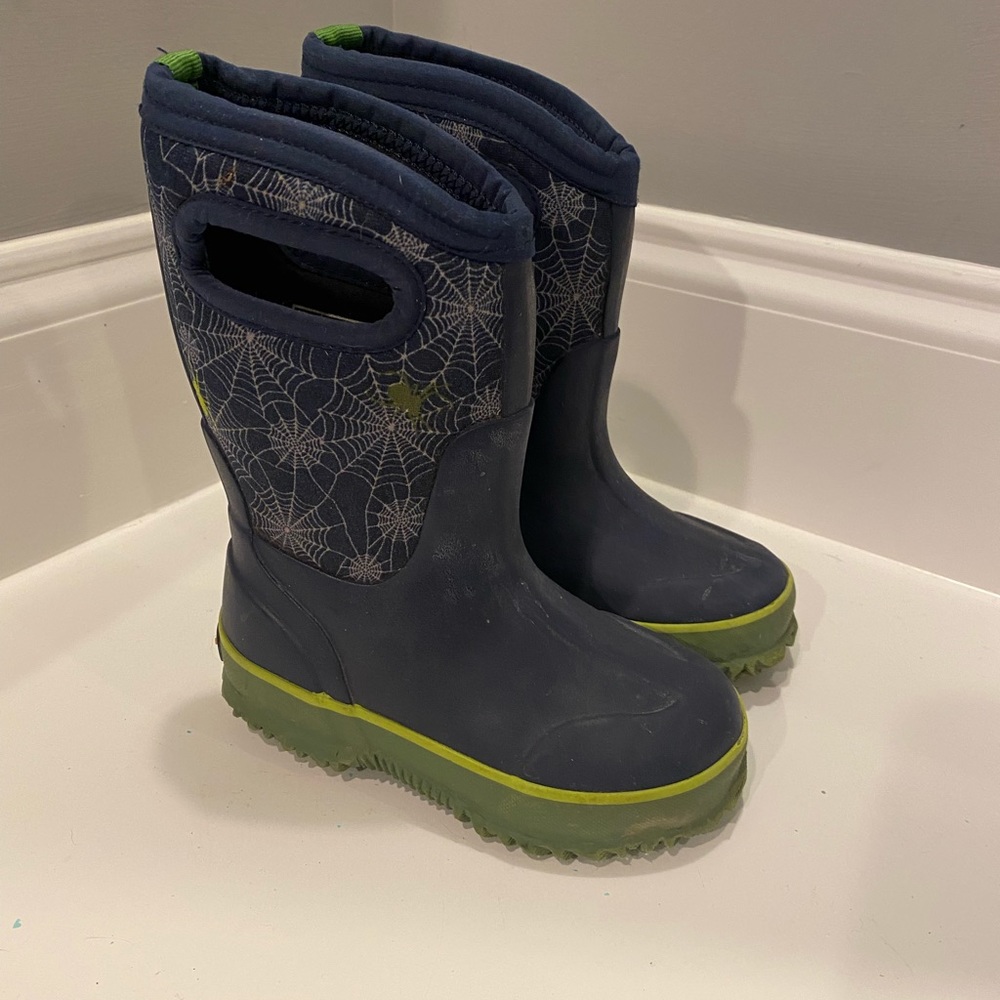 Bogs Boots size 8